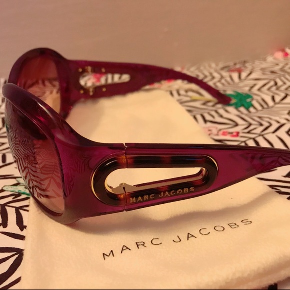 Marc Jacobs Sunglasses - Picture 4 of 4